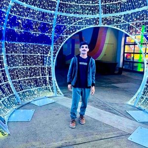 Meet your Posher, Shughla